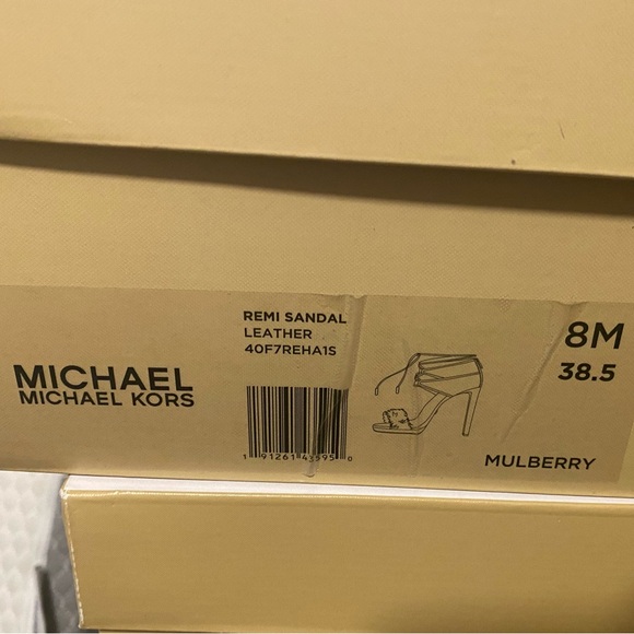 Authentic MK Remi Sandal - Picture 6 of 7